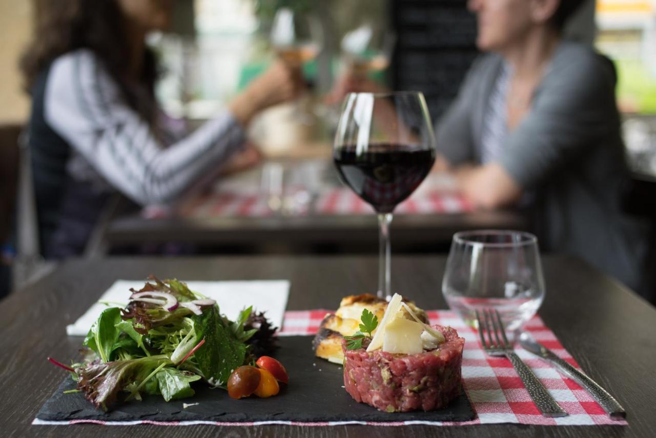 Logis Hotel Restaurant De Provence โอรองช์ ภายนอก รูปภาพ