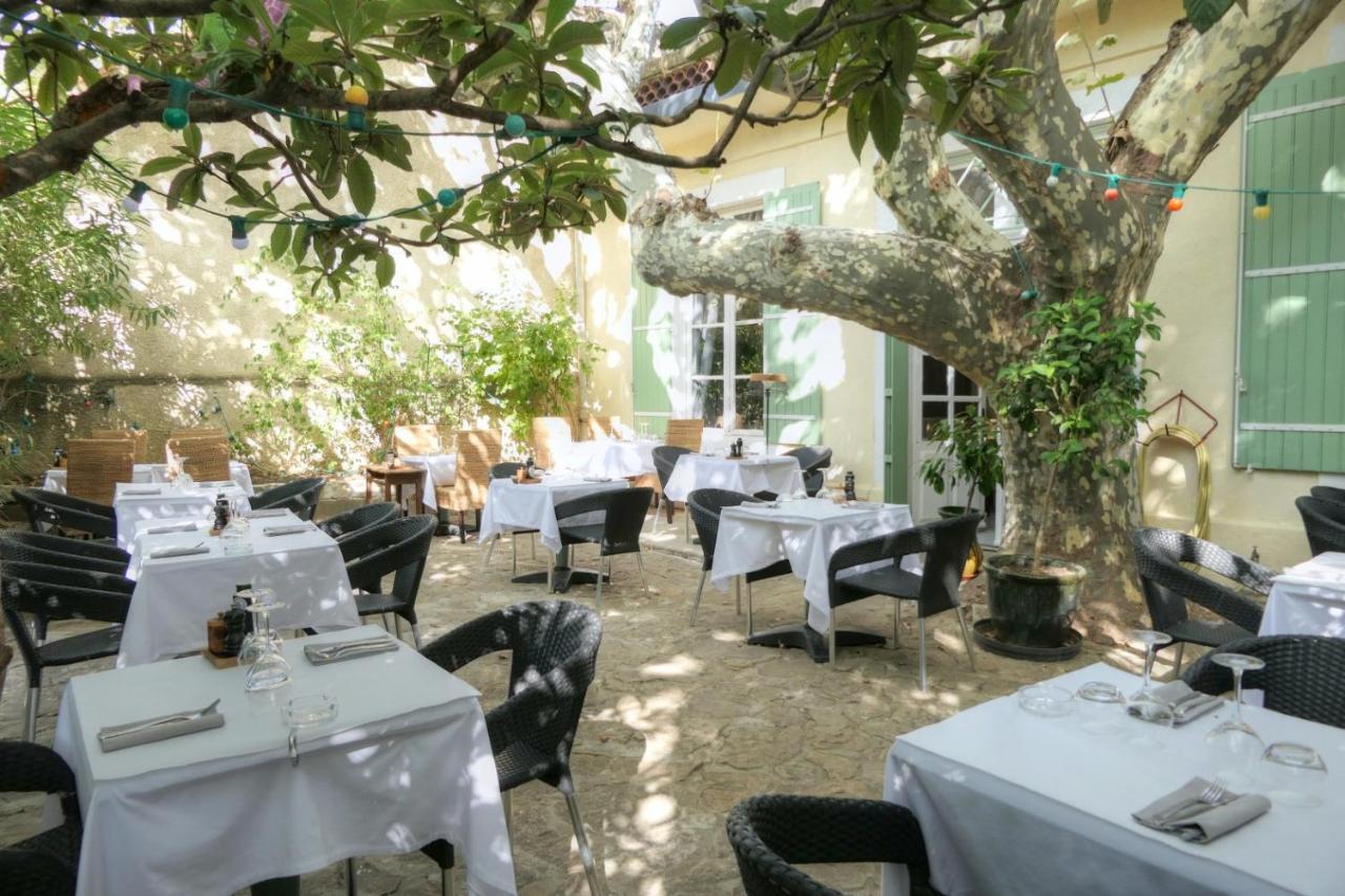 Logis Hotel Restaurant De Provence โอรองช์ ภายนอก รูปภาพ