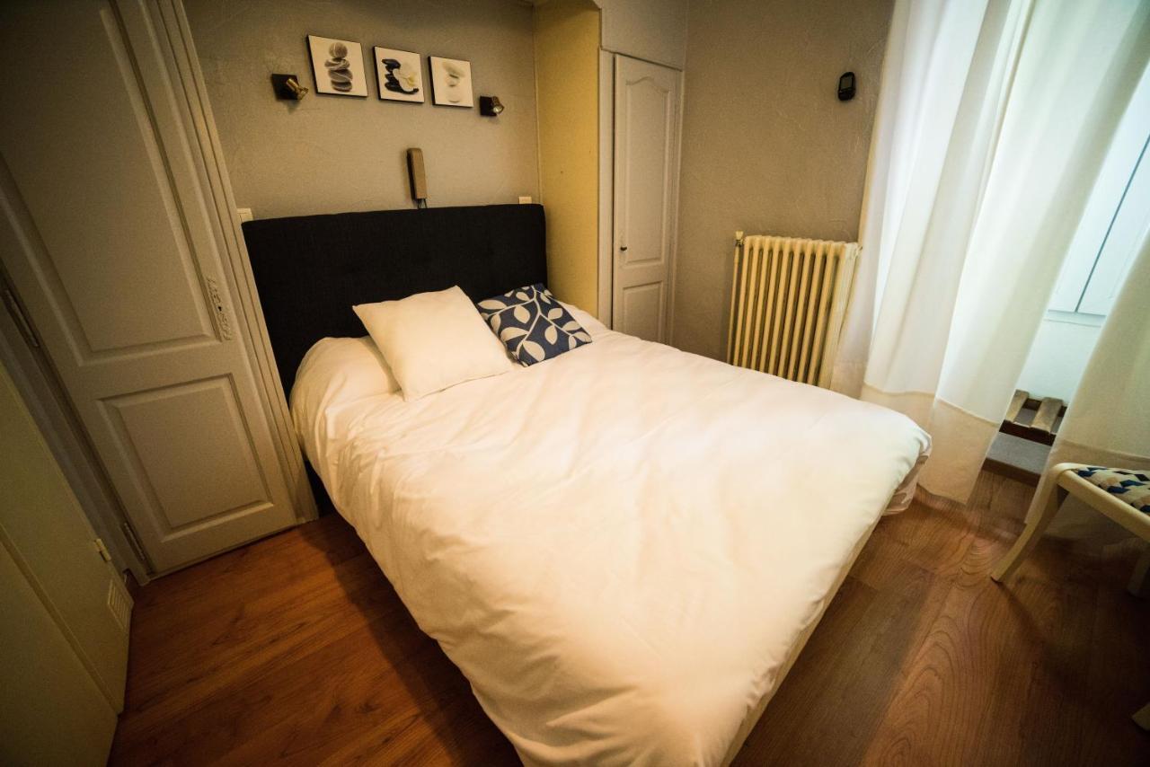 Logis Hotel Restaurant De Provence โอรองช์ ภายนอก รูปภาพ