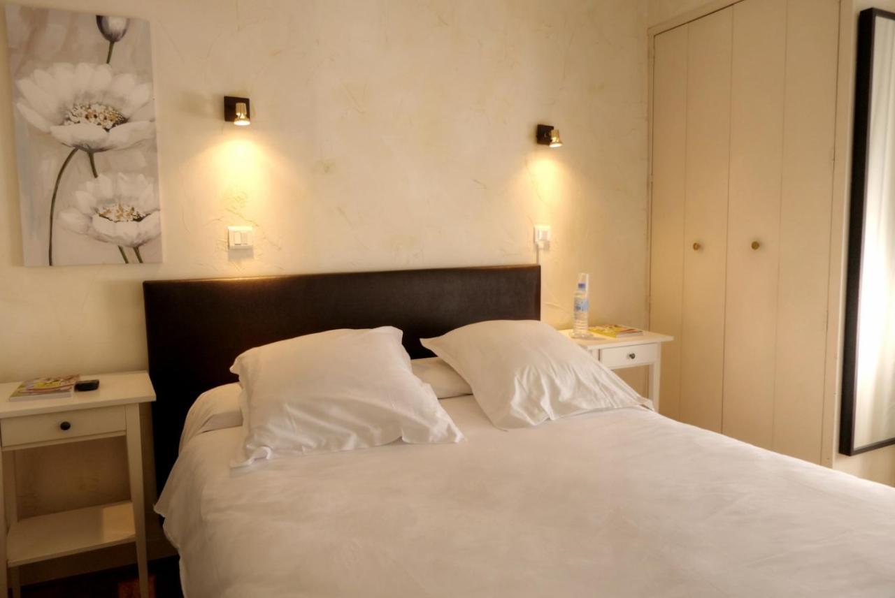 Logis Hotel Restaurant De Provence โอรองช์ ภายนอก รูปภาพ