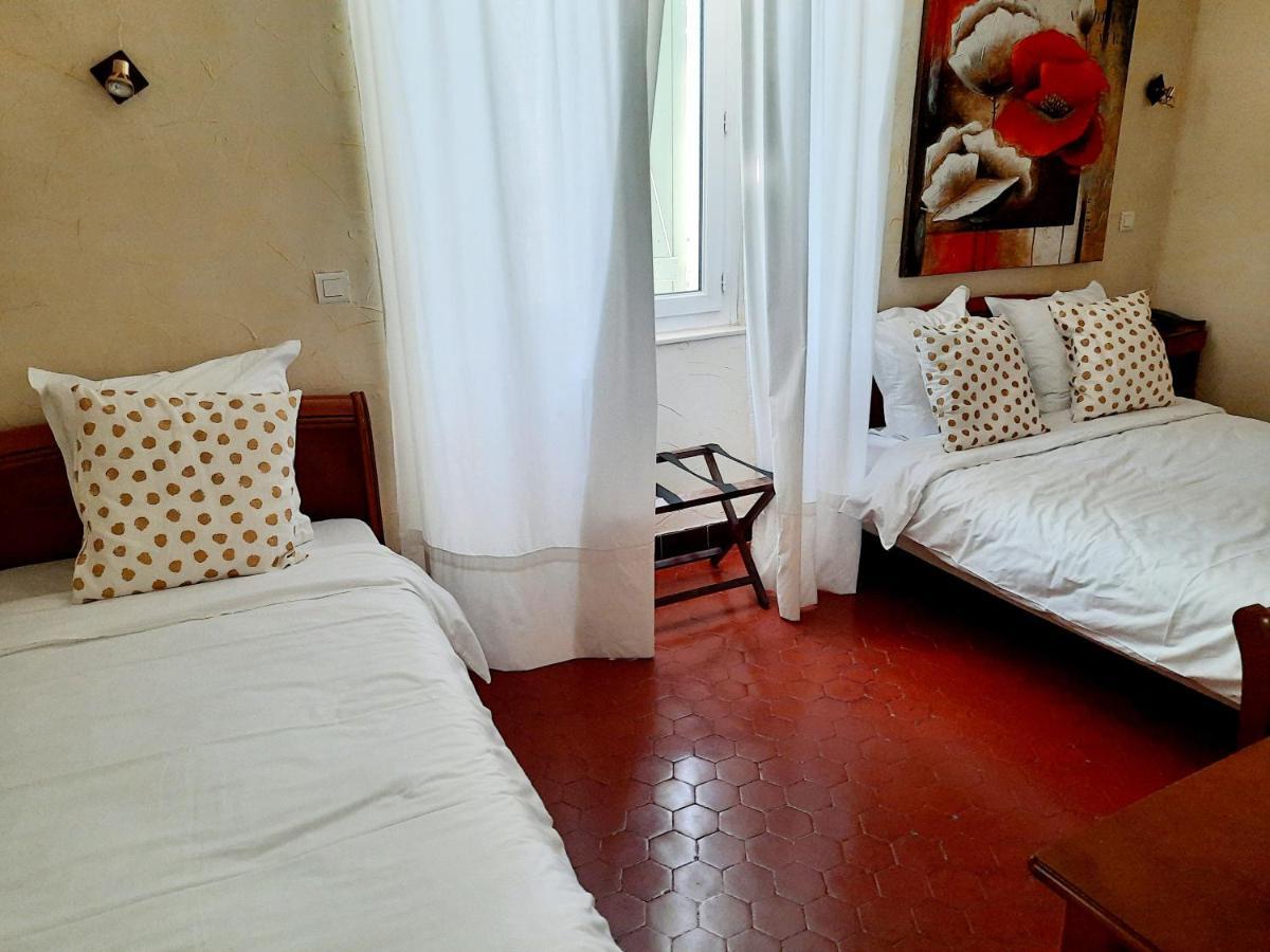 Logis Hotel Restaurant De Provence โอรองช์ ภายนอก รูปภาพ